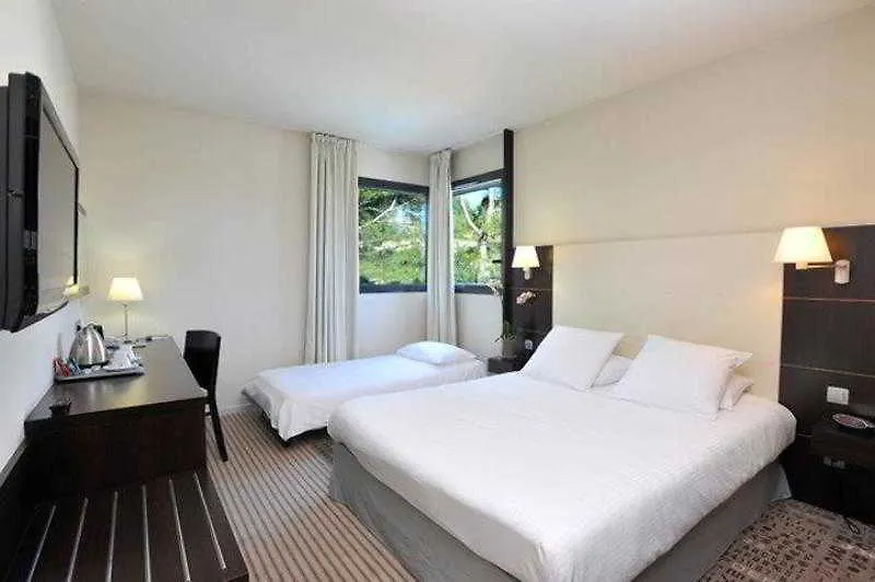 Mercure Aix-En-Provence La Duranne Gare Tgv Francia