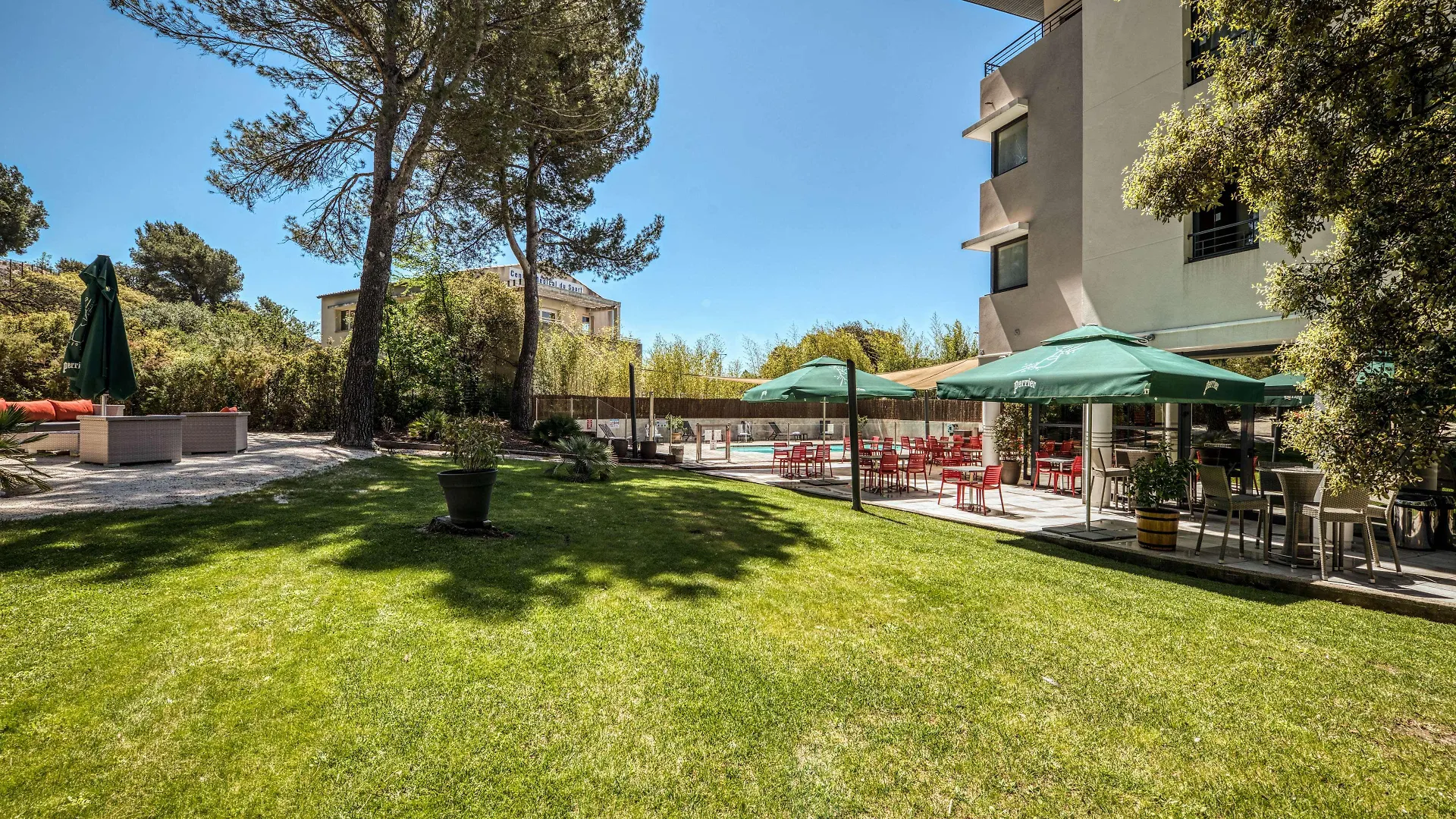 Hotel Mercure Aix-En-Provence La Duranne Gare Tgv