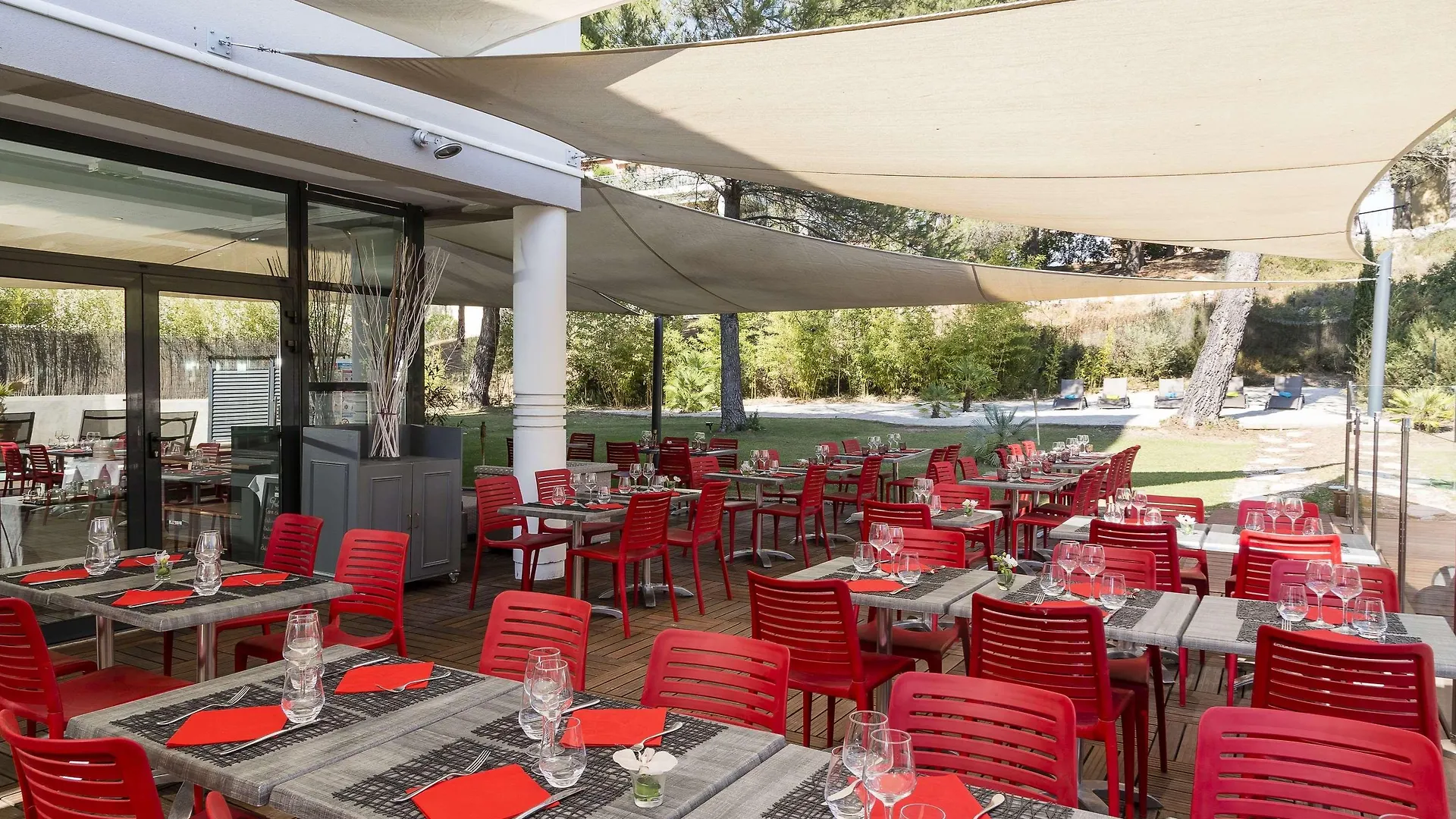 Mercure Aix-En-Provence La Duranne Gare Tgv France