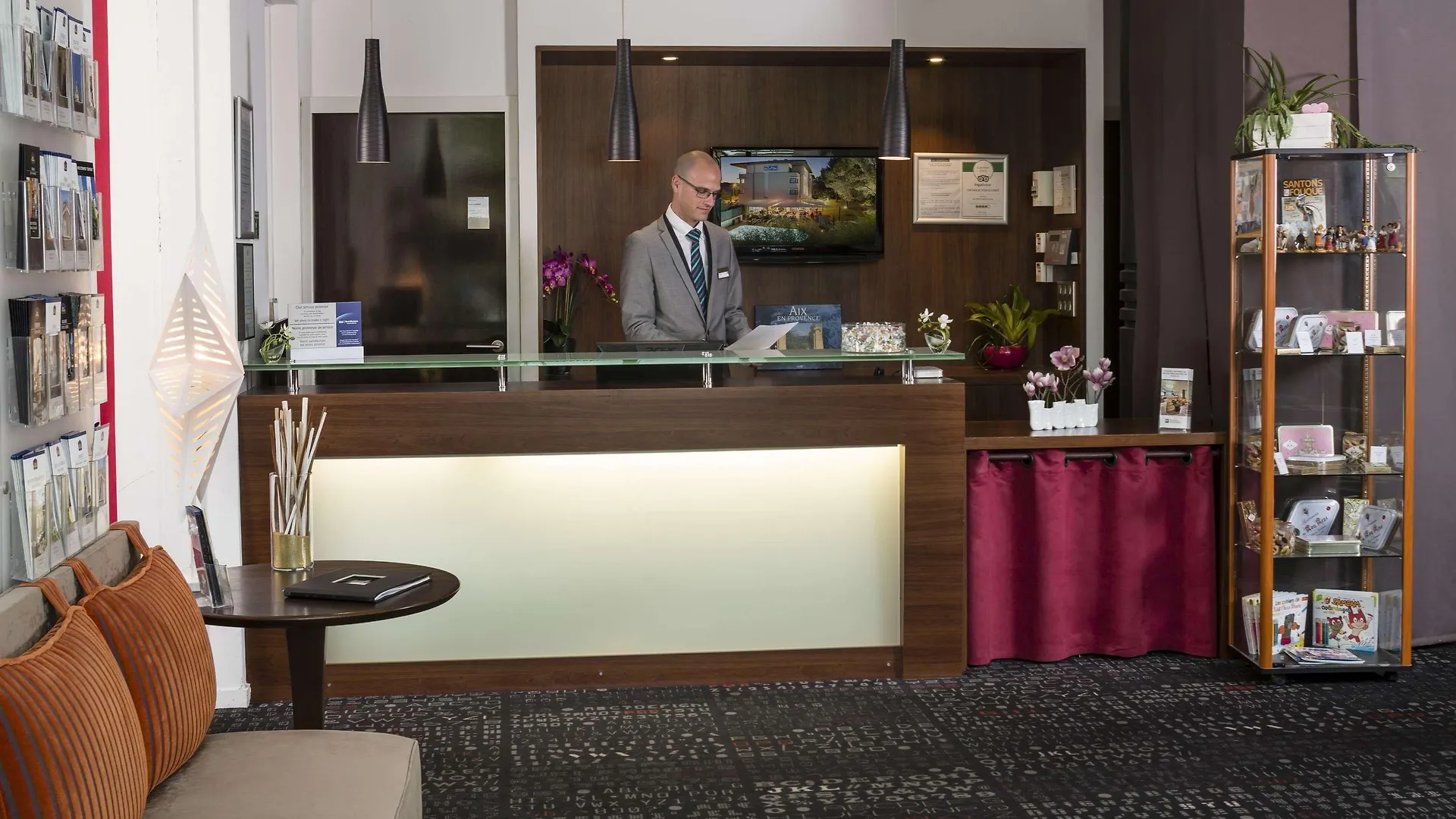 Mercure Aix-En-Provence La Duranne Gare Tgv 4*,  France